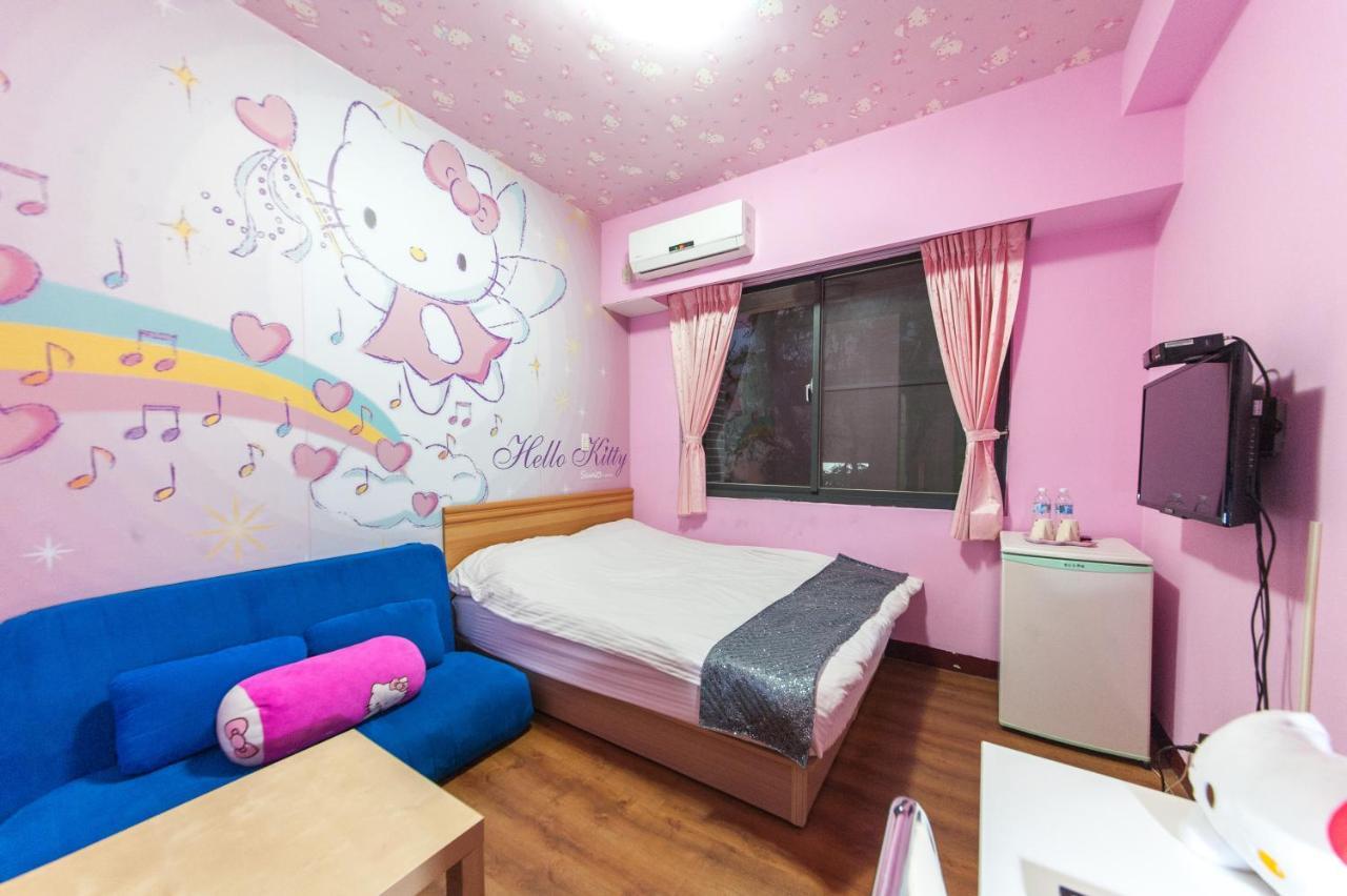 Fengjia Qing Su Homestay Taichung Esterno foto